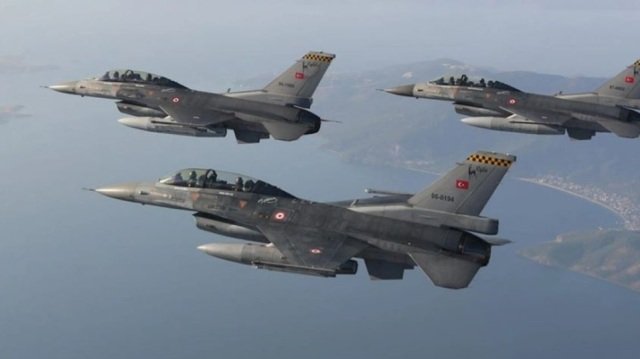 Δέκα παραβάσεις και δεκαπέντε παραβιάσεις από τουρκικά αεροσκάφη σήμερα στο Αιγαίο Δέκα-παραβάσεις-και-δεκαπέντε-παραβιάσεις-από-τουρκικά-αεροσκάφη-σήμερα-στο-Αιγαίο