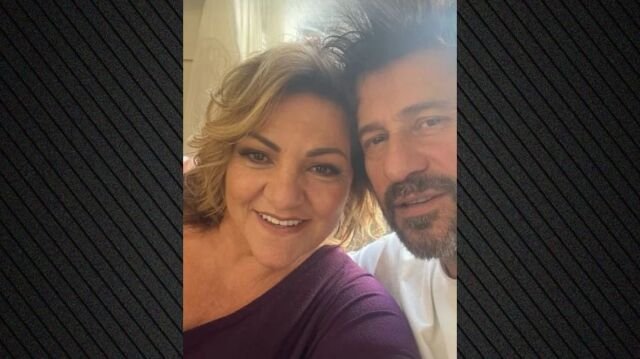 Βίκυ Σταυροπούλου σε Αλέξη Γεωργούλη: Χρόνια πολλά στο παντοτινό μου ταίρι Βίκυ-Σταυροπούλου-σε-Αλέξη-Γεωργούλη:-Χρόνια-πολλά-στο-παντοτινό-μου-ταίρι