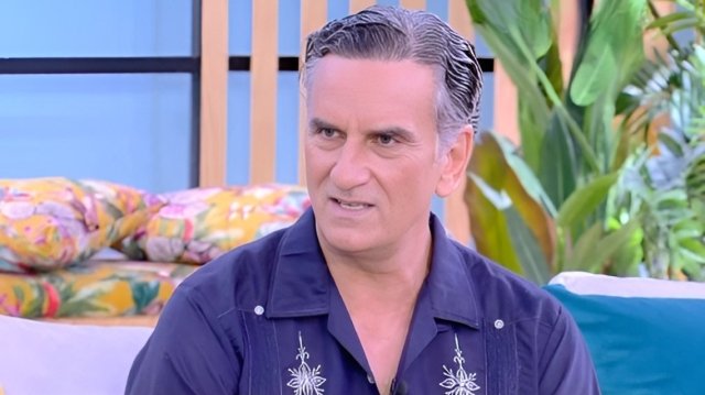 Νίκος Ψαρράς για τον γιο του: Έρχεται ακόμα μέσα στη νύχτα και χώνεται ανάμεσά μας κάποιες φορές Νίκος-Ψαρράς-για-τον-γιο-του:-Έρχεται-ακόμα-μέσα-στη-νύχτα-και-χώνεται-ανάμεσά-μας-κάποιες-φορές
