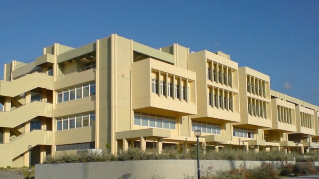 Διαμαρτυρία φοιτητών στο πανεπιστήμιο Πατρών για την ακρίβεια και επεισόδια έξω από το γραφείο του Πρύτανη που ήθελαν να συναντήσουν Διαμαρτυρία-φοιτητών-στο-πανεπιστήμιο-Πατρών-για-την-ακρίβεια-και-επεισόδια-έξω-από-το-γραφείο-του-Πρύτανη-που-ήθελαν-να-συναντήσουν