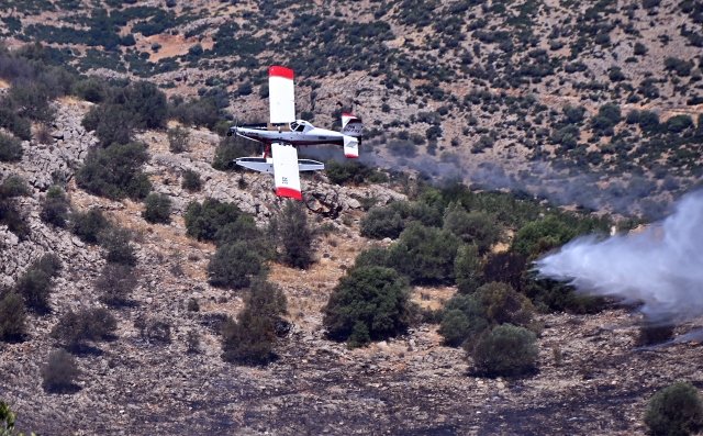 Φωτιά-σε-αγροτοδασική-έκταση-στη-Βοσκίνα-Κυνουρίας