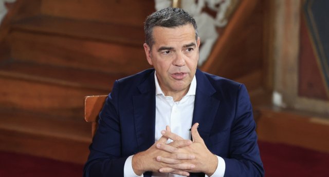 Ο-Τσίπρας-χαρακτήρισε-την-ηλεκτρική-διασύνδεση-Ελλάδας-–-Κύπρου-–-Ισραήλ-«τηλεπικοινωνιακό-καλώδιο»,-δείτε-βίντεο