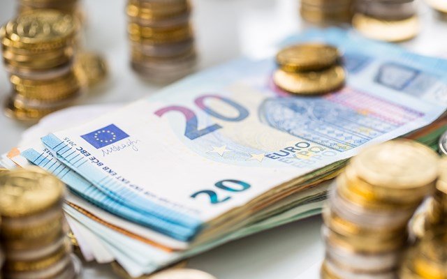 Πώς θα εφαρμοστεί ο νόμος για την ίση αμοιβή ανδρών-γυναικών στις επιχειρήσεις – Η εγκύκλιος Πώς-θα-εφαρμοστεί-ο-νόμος-για-την-ίση-αμοιβή-ανδρών-γυναικών-στις-επιχειρήσεις-–-Η-εγκύκλιος