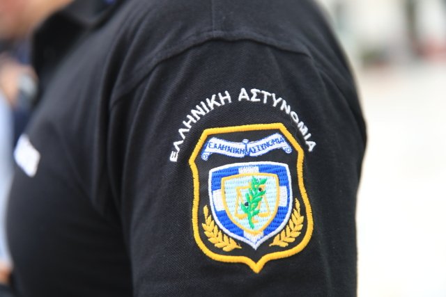 Αστυνομικός-νεκρός-από-πυροβόλο-όπλο-σε-υπηρεσιακό-λεωφορείο-της-ΕΛΑΣ-στη-Θεσσαλονίκη,-δεν-«βλέπουν»-εγκληματική-ενέργεια