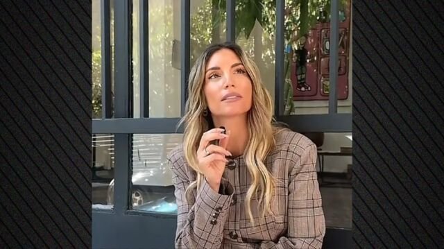 Αθηνά Οικονομάκου: Παλιά όταν έκανα αρνητικές σκέψεις και άρχιζα να βαραίνω, θεωρούσα ότι κάποιος με μάτιασε Αθηνά-Οικονομάκου:-Παλιά-όταν-έκανα-αρνητικές-σκέψεις-και-άρχιζα-να-βαραίνω,-θεωρούσα-ότι-κάποιος-με-μάτιασε