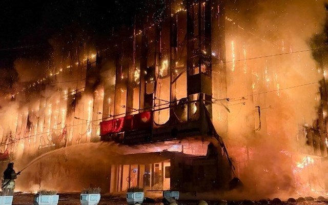 Τουλάχιστον δώδεκα νεκροί στη Ζαπορίζια από ρωσικό βομβαρδισμό – Τέσσερις νεκροί από ουκρανικές επιθέσεις στο Λουχάνσκ Τουλάχιστον-δώδεκα-νεκροί-στη-Ζαπορίζια-από-ρωσικό-βομβαρδισμό-–-Τέσσερις-νεκροί-από-ουκρανικές-επιθέσεις-στο-Λουχάνσκ
