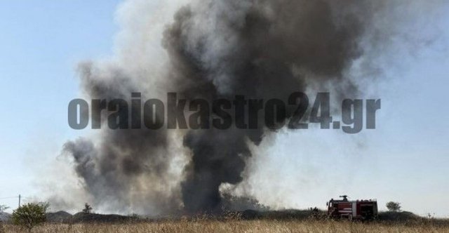Φωτιά στη δυτική Θεσσαλονίκη με πυκνούς μαύρους καπνούς ορατούς από μεγάλη απόσταση Φωτιά-στη-δυτική-Θεσσαλονίκη-με-πυκνούς-μαύρους-καπνούς-ορατούς-από-μεγάλη-απόσταση