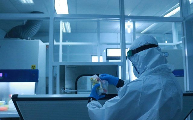ΠΟΥ: Η Ρωσία επιβεβαίωσε τον θάνατο εργαζόμενης σε εργαστήριο πανώλης, χωρίς κρούσμα της νόσου ΠΟΥ:-Η-Ρωσία-επιβεβαίωσε-τον-θάνατο-εργαζόμενης-σε-εργαστήριο-πανώλης,-χωρίς-κρούσμα-της-νόσου