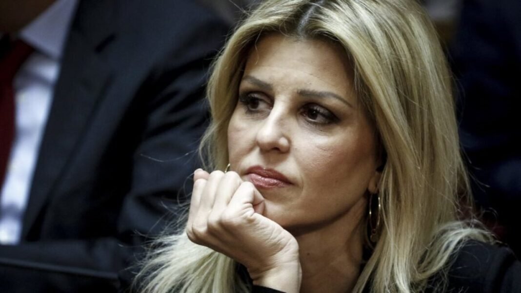 Πέθανε ο πατέρας της Έλενας Ράπτη Πέθανε ο πατέρας της Έλενας Ράπτη