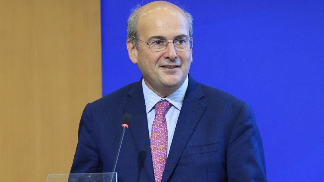 Χατζηδάκης: Η Ελλάδα τρίτη στην Ευρωζώνη για τις ενισχύσεις στην ενεργειακή κρίση Χατζηδάκης: Η Ελλάδα τρίτη στην Ευρωζώνη για τις ενισχύσεις στην ενεργειακή κρίση