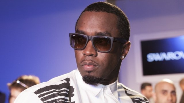 Ο Diddy μεταφέρθηκε στο νοσοκομείο μετά από τραυματισμό στο κεφάλι μέσα στη φυλακή Ο-diddy-μεταφέρθηκε-στο-νοσοκομείο-μετά-από-τραυματισμό-στο-κεφάλι-μέσα-στη-φυλακή