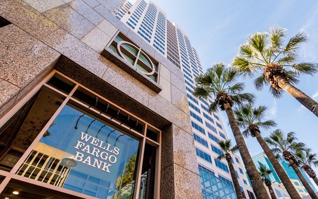 Wells Fargo: Αύξηση κερδοφορίας το γ΄ τρίμηνο με ώθηση από τα επιτοκιακά έσοδα wells-fargo:-Αύξηση-κερδοφορίας-το-γ΄-τρίμηνο-με-ώθηση-από-τα-επιτοκιακά-έσοδα