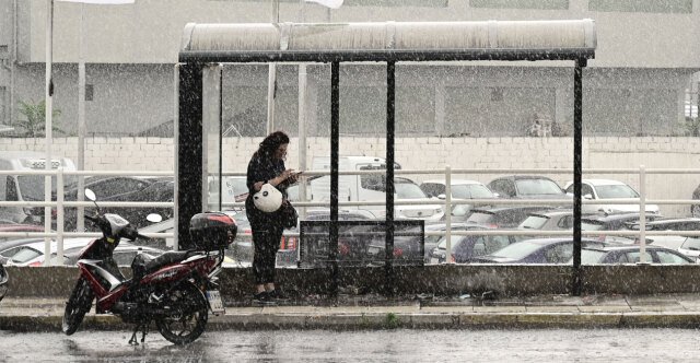 Καιρός: Ισχυρές καταιγίδες σε περιοχές της Αττικής, πού θα είναι έντονα τα φαινόμενα τις επόμενες ώρες Καιρός:-Ισχυρές-καταιγίδες-σε-περιοχές-της-Αττικής,-πού-θα-είναι-έντονα-τα-φαινόμενα-τις-επόμενες-ώρες