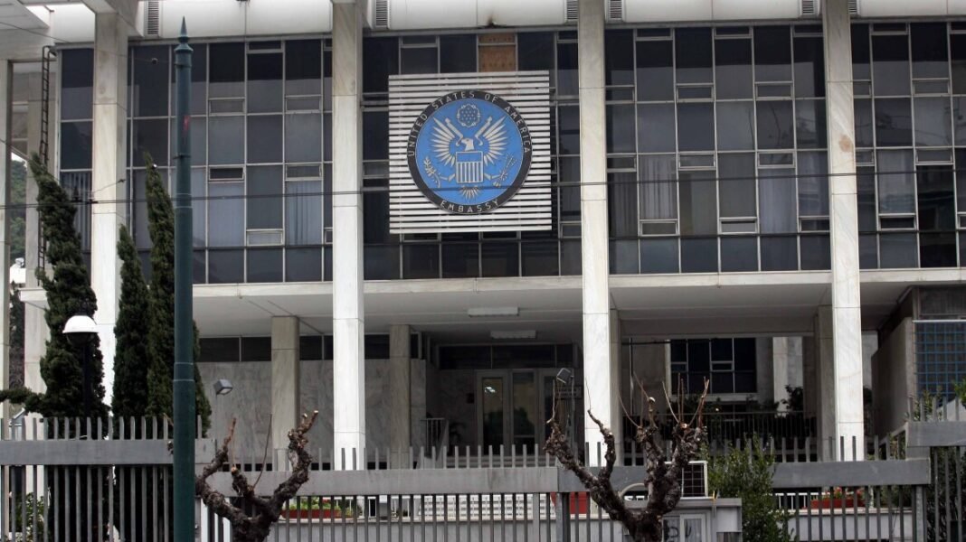 Πώς αντέδρασαν τα κόμματα της αντιπολίτευσης για την αποπομπή Γκιλφόιλ: Υπάρχουν ερωτήματα και πρέπει να δοθούν απαντήσεις Πώς αντέδρασαν τα κόμματα της αντιπολίτευσης για την αποπομπή Γκιλφόιλ: Υπάρχουν ερωτήματα και πρέπει να δοθούν απαντήσεις
