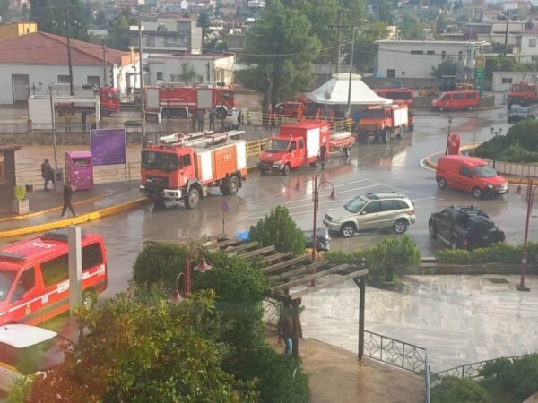 Εύβοια: Η Στενή «βούλιαξε» από 320 χιλιοστά βροχής – Σε κατάσταση έκτακτης ανάγκης ο Δήμος Διρφύων – Μεσσαπίων Εύβοια:-Η-Στενή-«βούλιαξε»-από-320-χιλιοστά-βροχής-–-Σε-κατάσταση-έκτακτης-ανάγκης-ο-Δήμος-Διρφύων-–-Μεσσαπίων