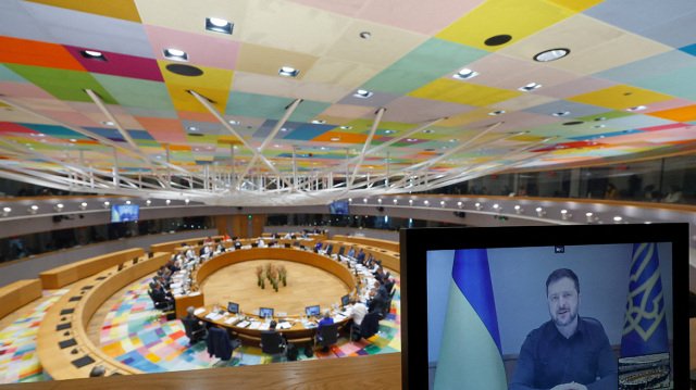 Σύνοδος Κορυφής της ΕΕ: Στο τραπέζι νέα μέτρα για την ενέργεια, ο προϋπολογισμός των 1,6 τρισ. ευρώ και η Ουκρανία Σύνοδος-Κορυφής-της-ΕΕ:-Στο-τραπέζι-νέα-μέτρα-για-την-ενέργεια,-ο-προϋπολογισμός-των-1,6-τρισ.-ευρώ-και-η-Ουκρανία