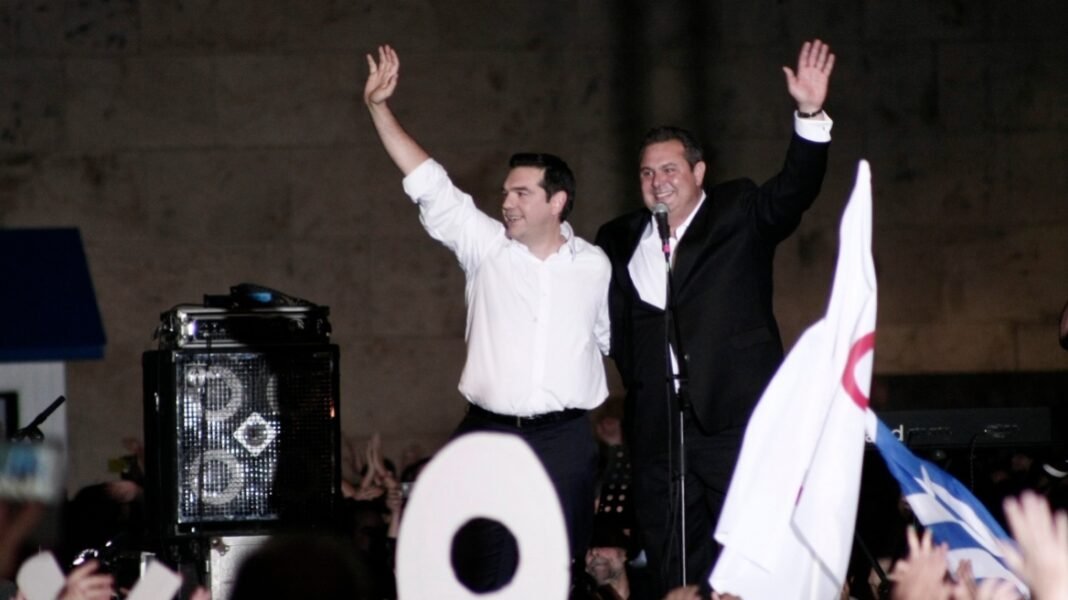 Βίντεο: Η Ομάδα Αλήθειας τρολάρει τον Τσίπρα για τη δήλωσή του «δεν συγκυβέρνησα ποτέ με τη Δεξιά» Βίντεο: Η Ομάδα Αλήθειας τρολάρει τον Τσίπρα για τη δήλωσή του «δεν συγκυβέρνησα ποτέ με τη Δεξιά»