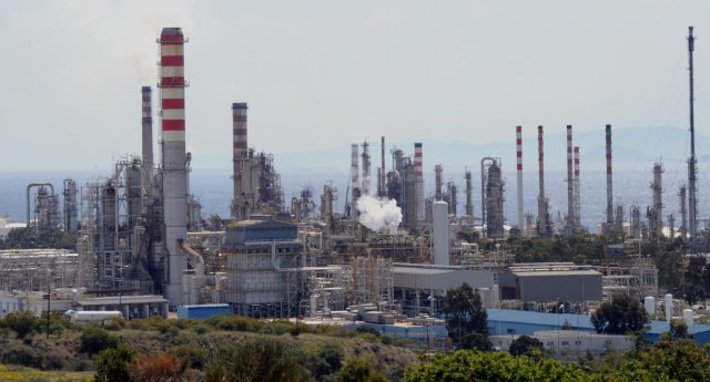 Ατύχημα στις εγκαταστάσεις της Motor Oil με δύο τραυματίες Ατύχημα-στις-εγκαταστάσεις-της-motor-oil-με-δύο-τραυματίες