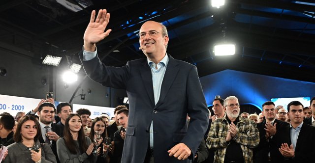 «Στις-εκλογές-του-2027-κρίνεται-το-μέλλον-της-χώρας,-πάρτε-στην-πλάτη-σας-την-μάχη»:-Μεγάλη-προσέλευση-στην-εκδήλωση-του-Κωστή-Χατζηδάκη-για-τα-52-χρόνια-της-ΟΝΝΕΔ