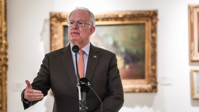 Ο Κωνσταντίνος Τασούλας εγκαινίασε την έκθεση με έργα Τέτση και Ρόρρη στο Μέτσοβο Ο-Κωνσταντίνος-Τασούλας-εγκαινίασε-την-έκθεση-με-έργα-Τέτση-και-Ρόρρη-στο-Μέτσοβο