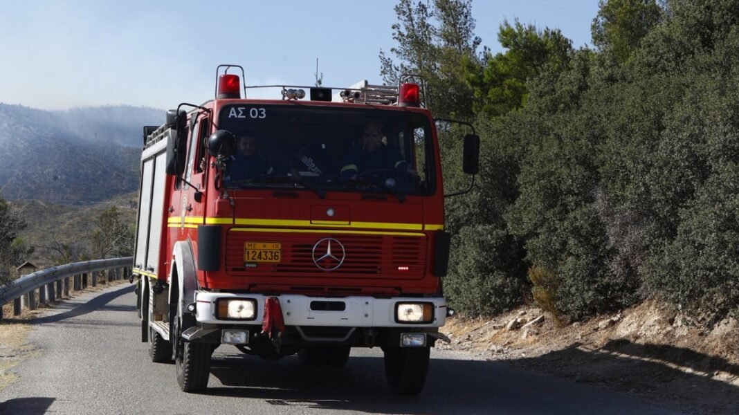 Εκτροπή λεωφορείου στη λεωφόρο Πάρνηθος στις Αχαρνές, διακοπή κυκλοφορίας προς το τελεφερίκ Εκτροπή-λεωφορείου-στη-λεωφόρο-Πάρνηθος-στις-Αχαρνές,-διακοπή-κυκλοφορίας-προς-το-τελεφερίκ