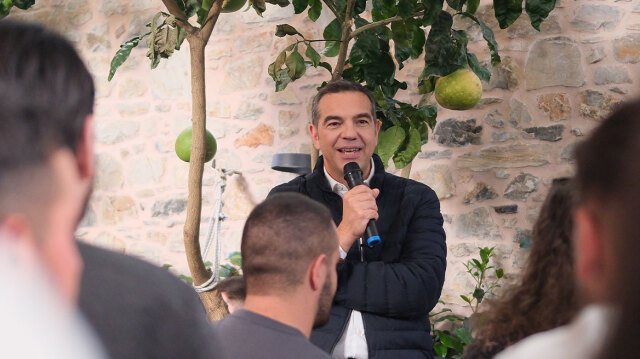 Επίσκεψη Τσίπρα στον Βόλο: «Οι πολίτες έχουν κουραστεί από τα μεγάλα λόγια» Επίσκεψη-Τσίπρα-στον-Βόλο:-«Οι-πολίτες-έχουν-κουραστεί-από-τα-μεγάλα-λόγια»