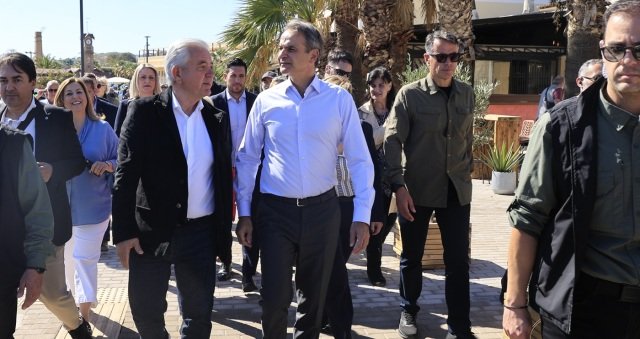 Μητσοτάκης: Στήριξη των νοικοκυριών χωρίς δημοσιονομικές υπερβάσεις – Δεν σηκώνει το γάντι του Σαμαρά το Μαξίμου Μητσοτάκης:-Στήριξη-των-νοικοκυριών-χωρίς-δημοσιονομικές-υπερβάσεις-–-Δεν-σηκώνει-το-γάντι-του-Σαμαρά-το-Μαξίμου