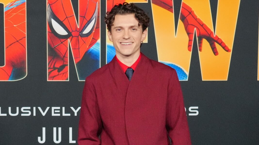 «Penthouse»: Η Sony Pictures απέκτησε τα δικαιώματα του θρίλερ με πρωταγωνιστή τον Tom Holland «penthouse»:-Η-sony-pictures-απέκτησε-τα-δικαιώματα-του-θρίλερ-με-πρωταγωνιστή-τον-tom-holland