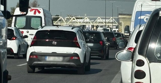 Παρέλυσε ο Κηφισός μετά από καραμπόλα πέντε οχημάτων, προβλήματα και στη Λεωφόρο Αθηνών Παρέλυσε-ο-Κηφισός-μετά-από-καραμπόλα-πέντε-οχημάτων,-προβλήματα-και-στη-Λεωφόρο-Αθηνών