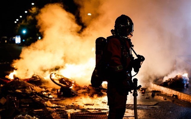 Γαλλία: Εντείνεται η ανησυχία για το νέο γύρο διαδηλώσεων το Σαββατοκύριακο – Δρακόντεια μέτρα ασφαλείας στο Παρίσι Γαλλία:-Εντείνεται-η-ανησυχία-για-το-νέο-γύρο-διαδηλώσεων-το-Σαββατοκύριακο-–-Δρακόντεια-μέτρα-ασφαλείας-στο-Παρίσι