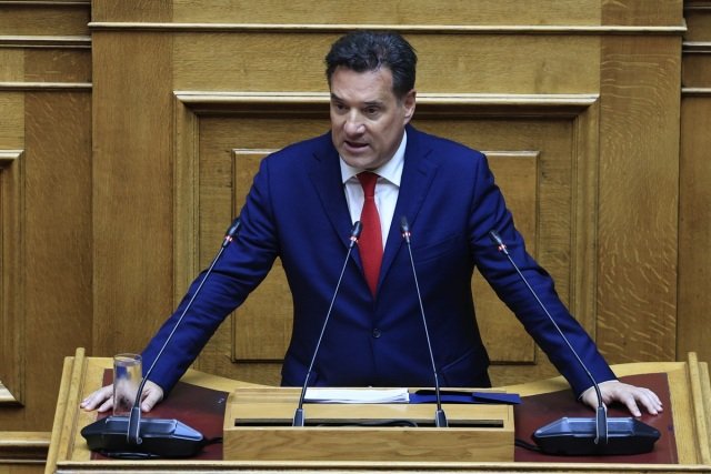 Γεωργιάδης:-ΠΑΣΟΚ-και-αντιπολίτευση-υποστηρίζουν-τα-συμφέροντα-των-πλατφορμών-κοινωνικής-δικτύωσης-και-όχι-των-παιδιών