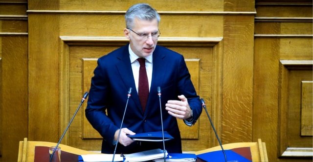 Πέρασε από τη Βουλή η απαγόρευση των social media για παιδιά κάτω των 15 ετών, σύγκρουση Σκέρτσου με την αντιπολίτευση Πέρασε-από-τη-Βουλή-η-απαγόρευση-των-social-media-για-παιδιά-κάτω-των-15-ετών,-σύγκρουση-Σκέρτσου-με-την-αντιπολίτευση