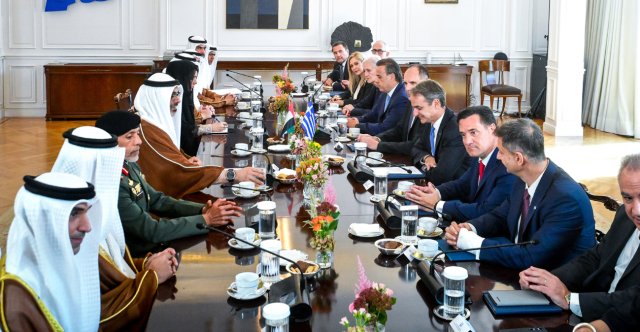 Τα 15 deals για Ελλάδα και Εμιράτα: Από τις επενδύσεις και τις υποδομές έως τα τρόφιμα και την άμυνα Τα-15-deals-για-Ελλάδα-και-Εμιράτα:-Από-τις-επενδύσεις-και-τις-υποδομές-έως-τα-τρόφιμα-και-την-άμυνα