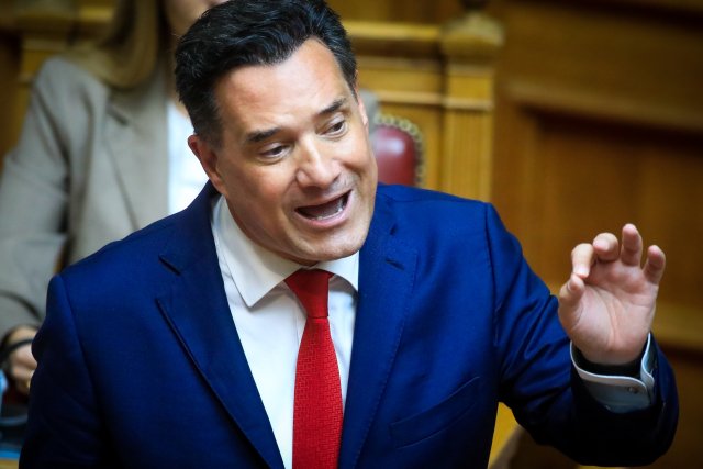Γεωργιάδης:-Κανένας-ψυχολόγος-δεν-χάνει-τα-επαγγελματικά-του-δικαιώματα-με-τη-σύσταση-του-ΝΠΔΔ