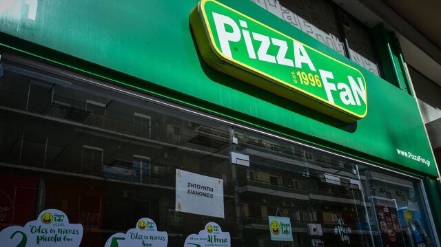 Υπόθεση Pizza Fan: Έτσι δρούσε το κύκλωμα, δείτε βίντεο με το κόλπο των αποδείξεων και την κρύπτη με το 1 εκατ. ευρώ Υπόθεση-pizza-fan:-Έτσι-δρούσε-το-κύκλωμα,-δείτε-βίντεο-με-το-κόλπο-των-αποδείξεων-και-την-κρύπτη-με-το-1-εκατ.-ευρώ