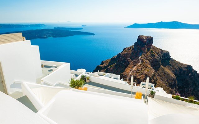 Η-Σαντορίνη-στο-επίκεντρο-της-τουριστικής-καινοτομίας