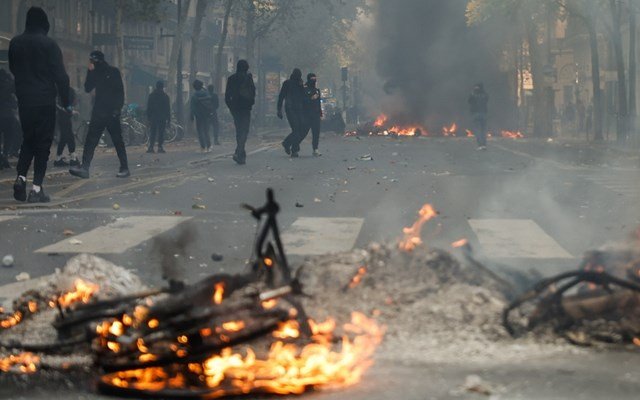 Η Γαλλία προετοιμάζεται για περαιτέρω αναταραχές το ερχόμενο Σαββατοκύριακο Η-Γαλλία-προετοιμάζεται-για-περαιτέρω-αναταραχές-το-ερχόμενο-Σαββατοκύριακο