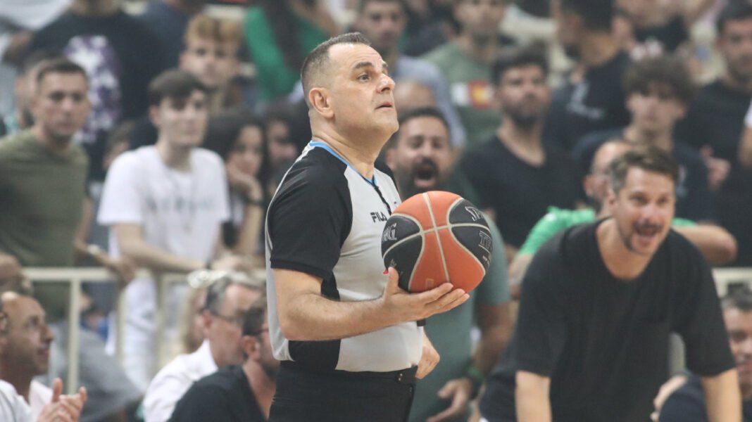 Τι είπε ο Ηλίας Κορομηλάς στον ανακριτή για τα €102.000 ευρώ στο σπίτι του: Επικαλέστηκε αμοιβές από διεθνή παιχνίδια Τι-είπε-ο-Ηλίας-Κορομηλάς-στον-ανακριτή-για-τα-e102.000-ευρώ-στο-σπίτι-του:-Επικαλέστηκε-αμοιβές-από-διεθνή-παιχνίδια