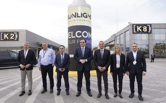Στις εγκαταστάσεις της Sunlight Group στην Ξάνθη ο Κ. Πιερρακάκης Στις-εγκαταστάσεις-της-sunlight-group-στην-Ξάνθη-ο-Κ.-Πιερρακάκης