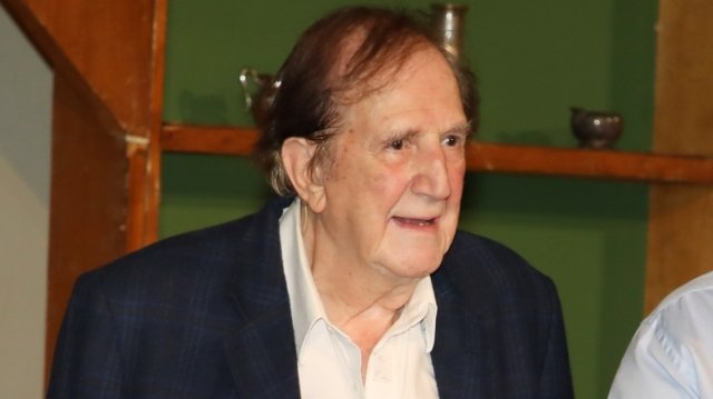 Ο Γιώργος Κωνσταντίνου έγινε 92 ετών: Η Φίνος Φιλμ του ευχήθηκε με ένα αφιέρωμα στην ταινία «Ξύπνα Βασίλη» Ο-Γιώργος-Κωνσταντίνου-έγινε-92-ετών:-Η-Φίνος-Φιλμ-του-ευχήθηκε-με-ένα-αφιέρωμα-στην-ταινία-«Ξύπνα-Βασίλη»