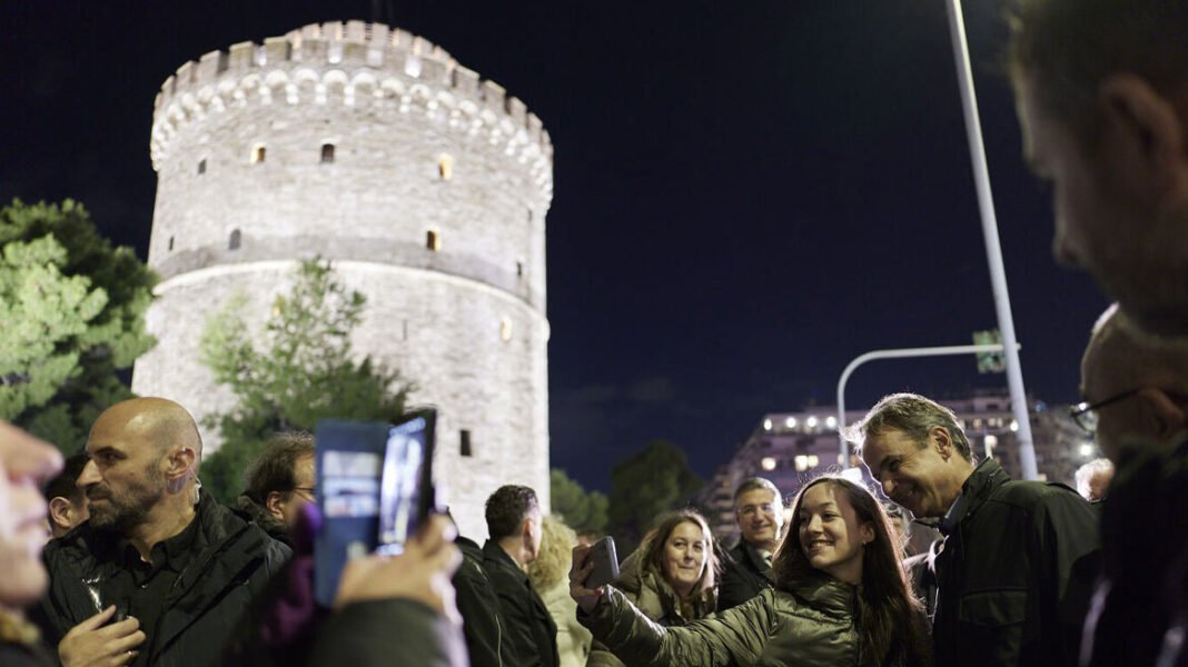 Μητσοτάκης: Δεν φωτίζουμε μόνο τον Λευκό Πύργο, φωτίζουμε ολόκληρη τη Θεσσαλονίκη, ολόκληρη τη Μακεδονία Μητσοτάκης: Δεν φωτίζουμε μόνο τον Λευκό Πύργο, φωτίζουμε ολόκληρη τη Θεσσαλονίκη, ολόκληρη τη Μακεδονία