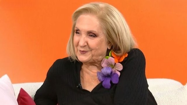 Κάρμεν Ρουγγέρη: Ρωτούσα τα παιδιά μου τι πρέπει να κάνω για να είμαι μια καλή μαμά Κάρμεν-Ρουγγέρη:-Ρωτούσα-τα-παιδιά-μου-τι-πρέπει-να-κάνω-για-να-είμαι-μια-καλή-μαμά