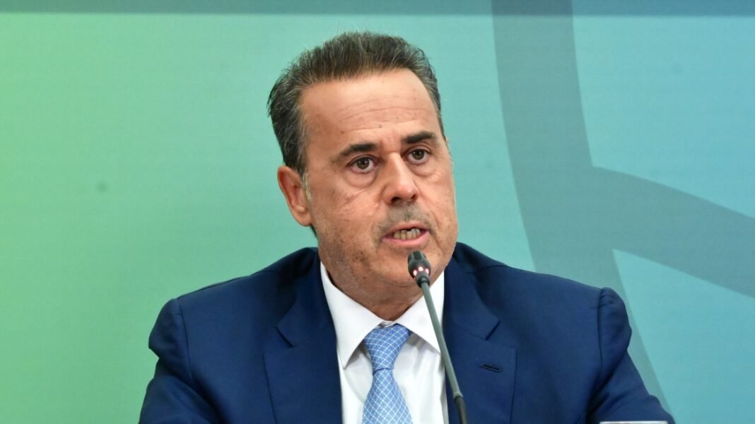 Παπασταύρου: Ευελιξία μέσω της ρήτρας διαφυγής για τη μείωση του ενεργειακού κόστους, στο επίκεντρο η διασύνδεση Ελλάδας – Κύπρου Παπασταύρου: Ευελιξία μέσω της ρήτρας διαφυγής για τη μείωση του ενεργειακού κόστους, στο επίκεντρο η διασύνδεση Ελλάδας – Κύπρου