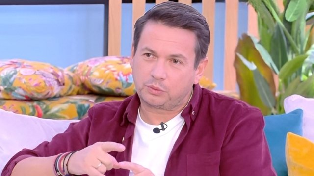 Σταύρος Νικολαΐδης για Γιώργο Μαζωνάκη: Έπαιξε έναν σημαντικό ρόλο στη ζωή μου, χωρίς να το καταλάβει Σταύρος-Νικολαΐδης-για-Γιώργο-Μαζωνάκη:-Έπαιξε-έναν-σημαντικό-ρόλο-στη-ζωή-μου,-χωρίς-να-το-καταλάβει