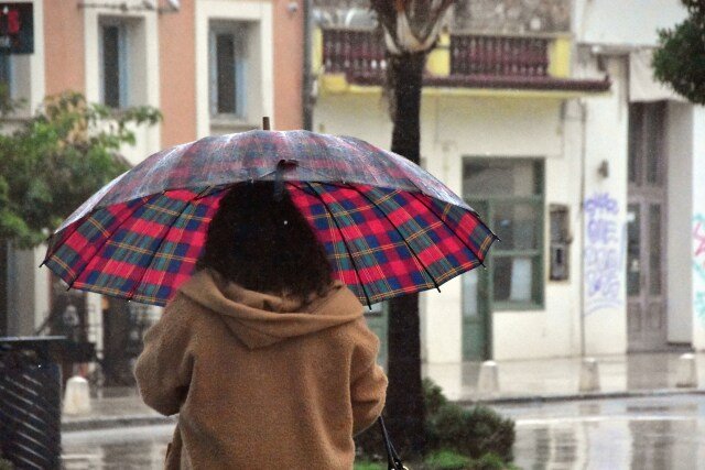 Έπεσαν-408-χιλιοστά-βροχής-στη-Σέττα-Ευβοίας,-σχεδόν-τετραπλάσια-από-τον-μέσο-όρο-του-Οκτωβρίου:-Δείτε-χάρτη
