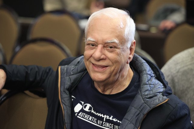 Νέα-Αριστερά-κατά-Καρτερού:-tον-ενοχλεί-η-κριτική-στην-ΕΛΑ.Σ-περί-«αρχηγικού-κόμματος»