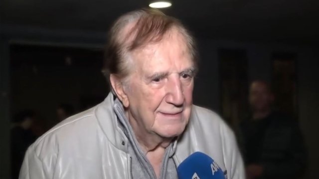 Γιώργος Κωνσταντίνου: Η αποδοχή του κόσμου μου δίνει δύναμη Γιώργος-Κωνσταντίνου:-Η-αποδοχή-του-κόσμου-μου-δίνει-δύναμη