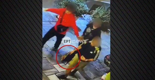 Βίντεο δείχνει τους τρεις κλέφτες να φεύγουν από την Πλάκα με κομμάτι χαλκού, λίγες ώρες πριν τη φονική έκρηξη Βίντεο-δείχνει-τους-τρεις-κλέφτες-να-φεύγουν-από-την-Πλάκα-με-κομμάτι-χαλκού,-λίγες-ώρες-πριν-τη-φονική-έκρηξη