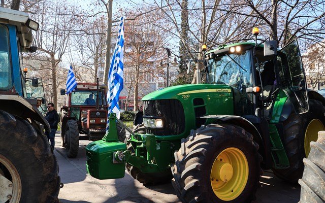 Αγροτικό πετρέλαιο: Χωρίς ΕΦΚ στην αντλία από αύριο – Έκπτωση έως 50,84 λεπτά το λίτρο, ποιοι είναι οι δικαιούχοι, πώς λειτουργεί το ψηφιακό κουπόνι Αγροτικό-πετρέλαιο:-Χωρίς-ΕΦΚ-στην-αντλία-από-αύριο-–-Έκπτωση-έως-50,84-λεπτά-το-λίτρο,-ποιοι-είναι-οι-δικαιούχοι,-πώς-λειτουργεί-το-ψηφιακό-κουπόνι
