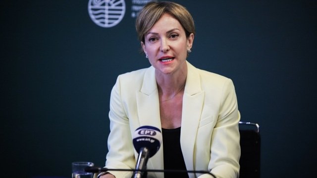 Αλεξάνδρα Σδούκου: Το άρθρο 23 αποσύρθηκε, γιατί η αντιπολίτευση δεν ψηφίζει τα υπόλοιπα μέτρα προστασίας των δανειοληπτών; Αλεξάνδρα-Σδούκου:-Το-άρθρο-23-αποσύρθηκε,-γιατί-η-αντιπολίτευση-δεν-ψηφίζει-τα-υπόλοιπα-μέτρα-προστασίας-των-δανειοληπτών;